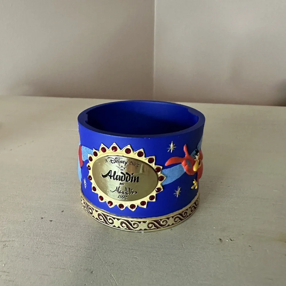Disney Villains Jafar Aladdin Collector Watch and Figurine‎ Ltd edition 311/1000
